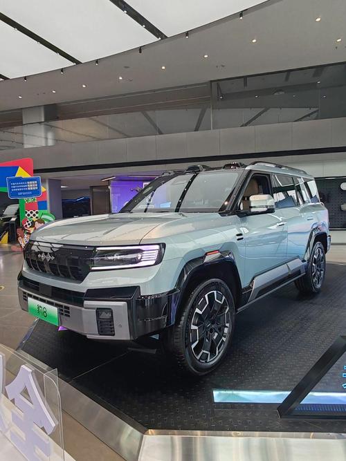 重庆沙坪坝区悦妙华企业管理咨询比亚迪方程豹硬派越野的爆款，英菲尼迪35周年与你共成长